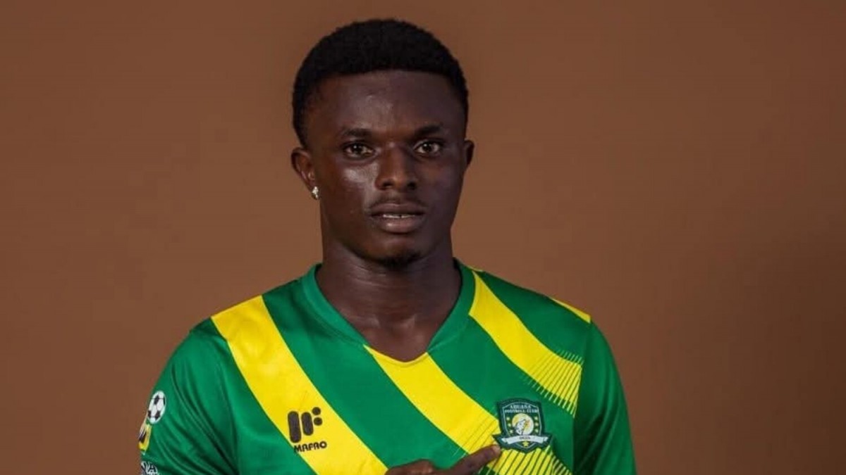 Muere futbolista ghanés Dominic Frimpong a los 20 años: Sufrió heridas de bala tras ataque al bus de su equipo