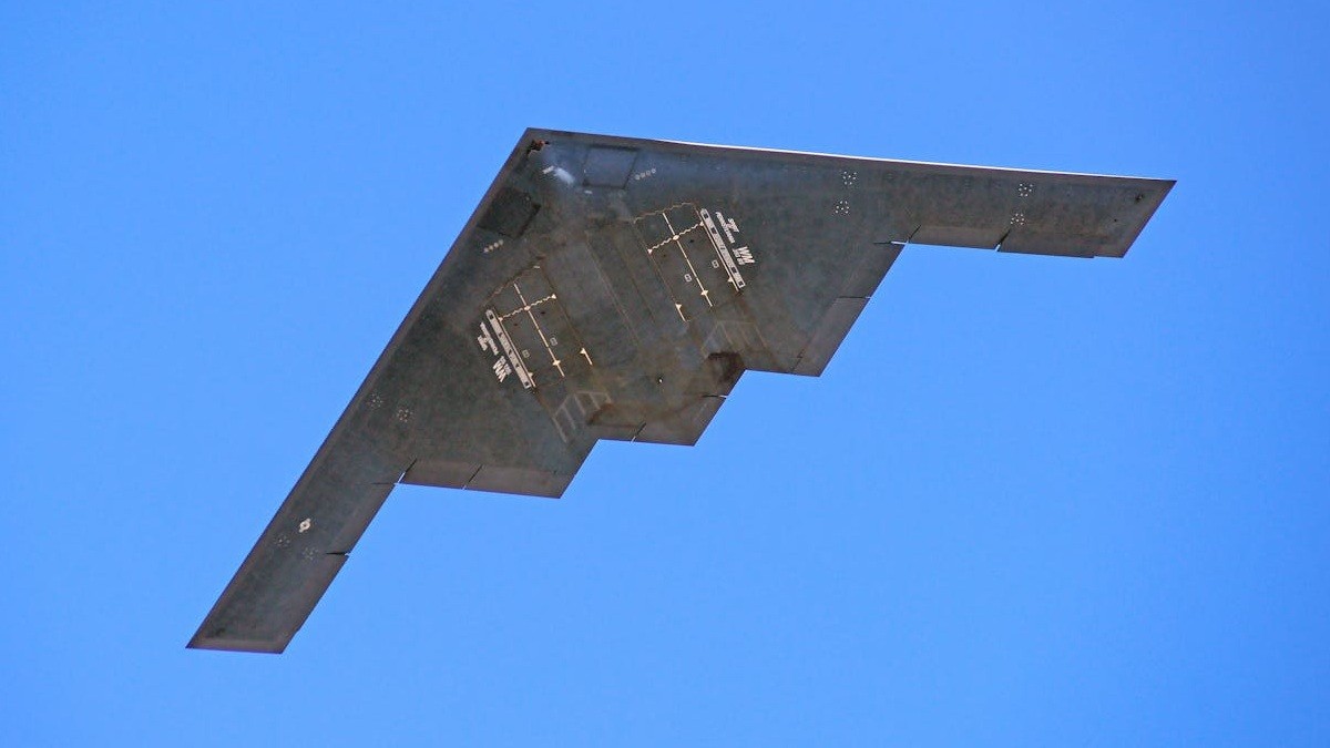 Delatores aéreos: por este error China pudo rastrear bombarderos de Estados Unidos sobre Irán