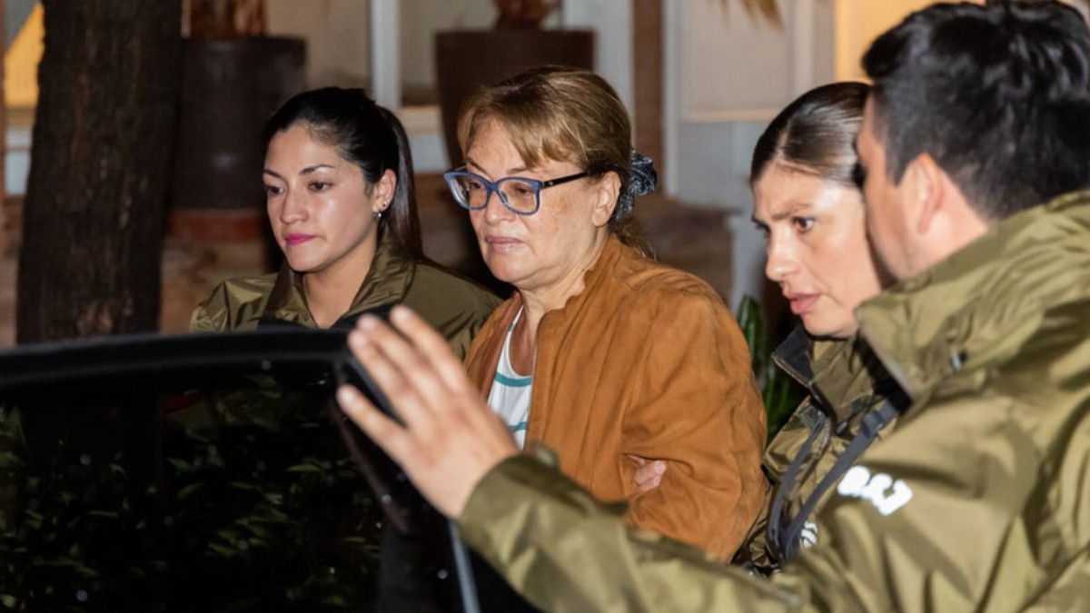 Dueño de la casa que Vivanco arrendaba en Las Condes revela millonarios depósitos en efectivo