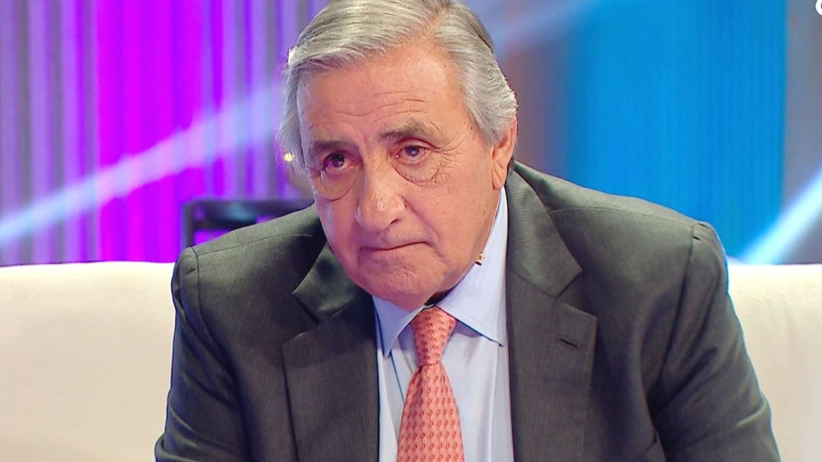 Kike Morandé revela drama familiar tras clonación del auto de su esposa