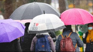 ¿Vuelve la lluvia a Santiago?: Anuncian posibles precipitaciones en algunos sectores de la capital