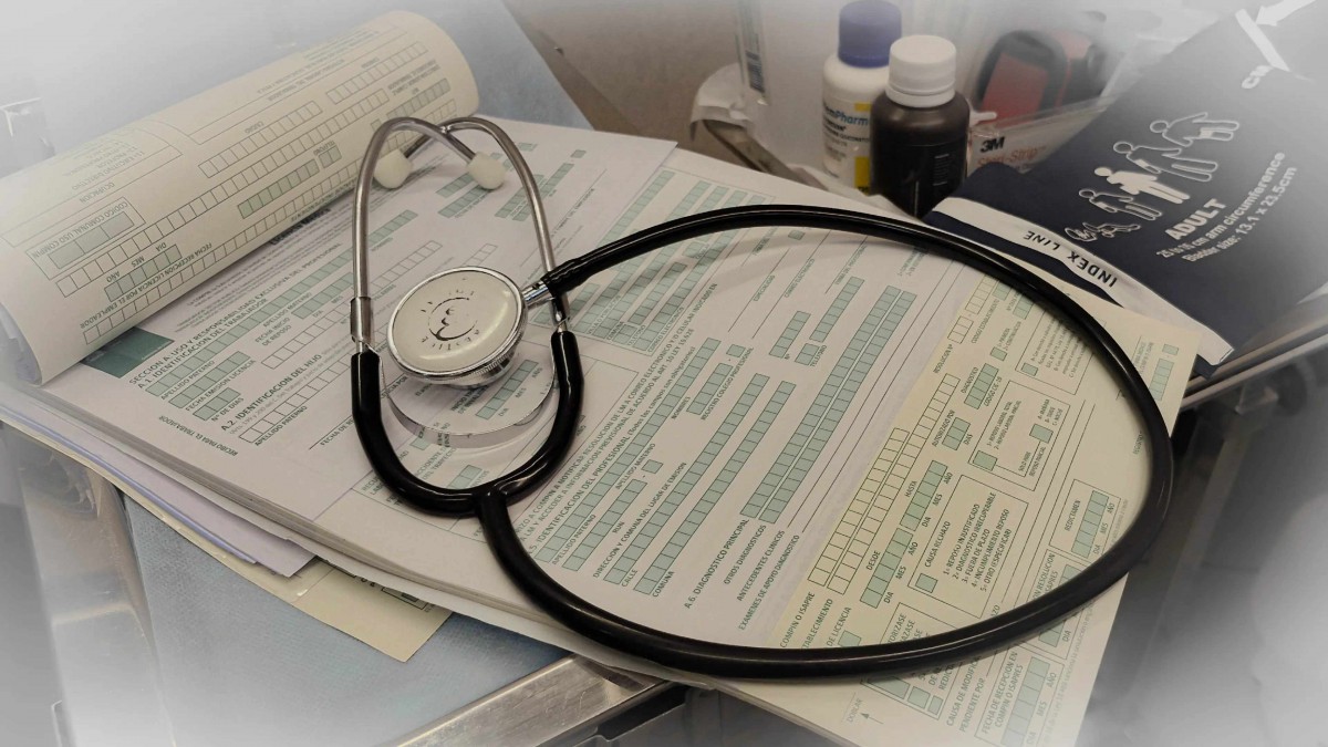 'Evidente ausencia de fundamento médico': Multan a siquiatra que entregaba licencias injustificadas