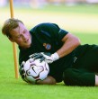 Murió el exarquero austríaco Alex Manninger a los 48 años tras un accidente en un cruce ferroviario en Austria. Tuvo una destacada carrera en clubes como Juventus, Arsenal y Liverpool...