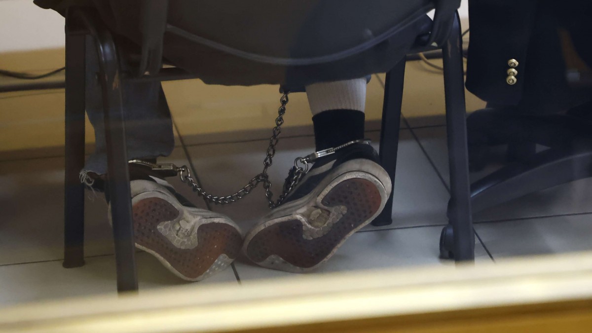 Detienen a dos menores acusados de balear a conductor y robarle su auto en Maipú: Habrían participado en otros ocho delitos