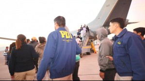 Expulsión de migrantes irregulares en Chile se realizará cada 15 días: ¿Cuánto costará cada vuelo?
