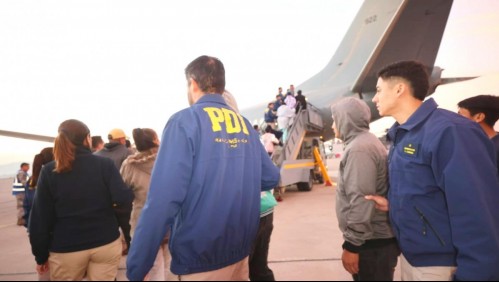 Expulsión de migrantes irregulares en Chile se realizará cada 15 días: ¿Cuánto costará cada vuelo?