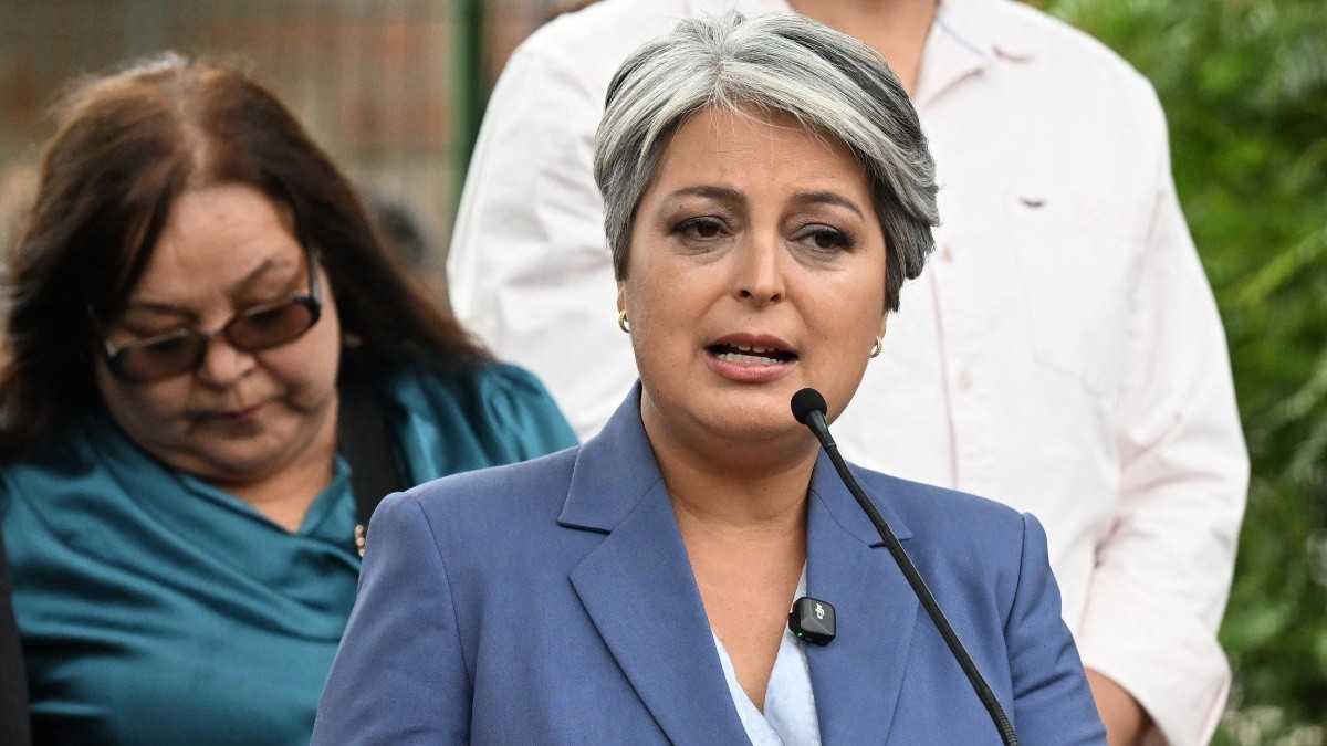'Es para los empresarios más ricos': Jeannette Jara critica medidas anunciadas por Presidente Kast en cadena nacional