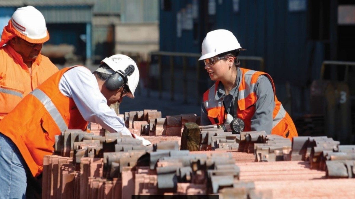 Sueldos alcanzan los 20 millones: Revisa cuales son los trabajos mejor pagados en Chile