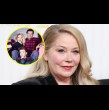 Christina Applegate enfrenta un nuevo episodio en su lucha contra la esclerosis múltiple, luego de reportes de una posible hospitalización en Los Ángeles. Su representante se refirió a la situación sobre su estado de salud.