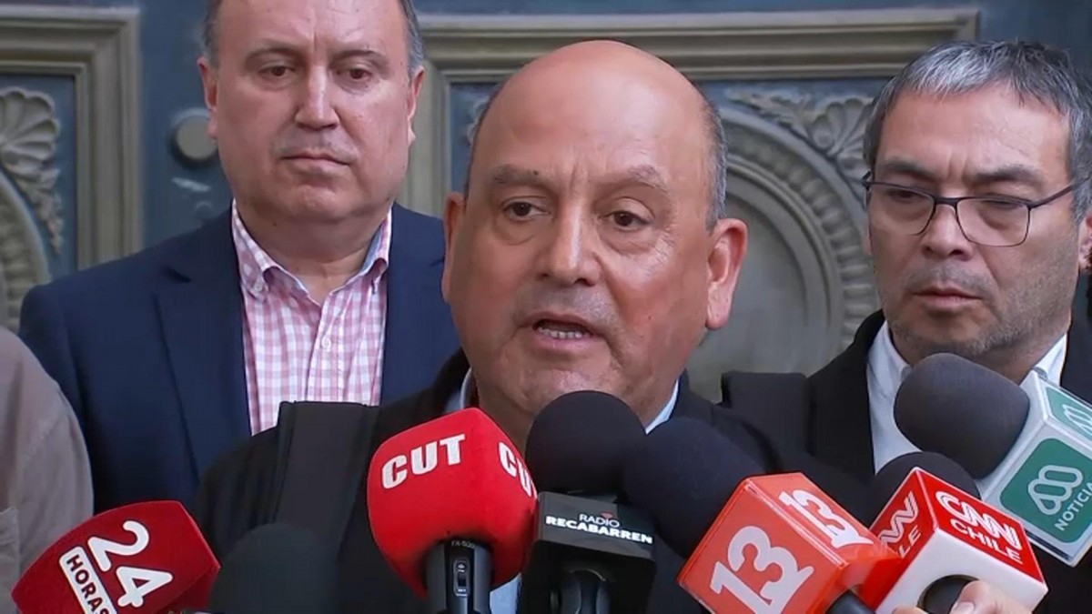 Inicia discusión por nuevo sueldo mínimo: ¿Cuál fue el reajuste pedido por la CUT al Gobierno?