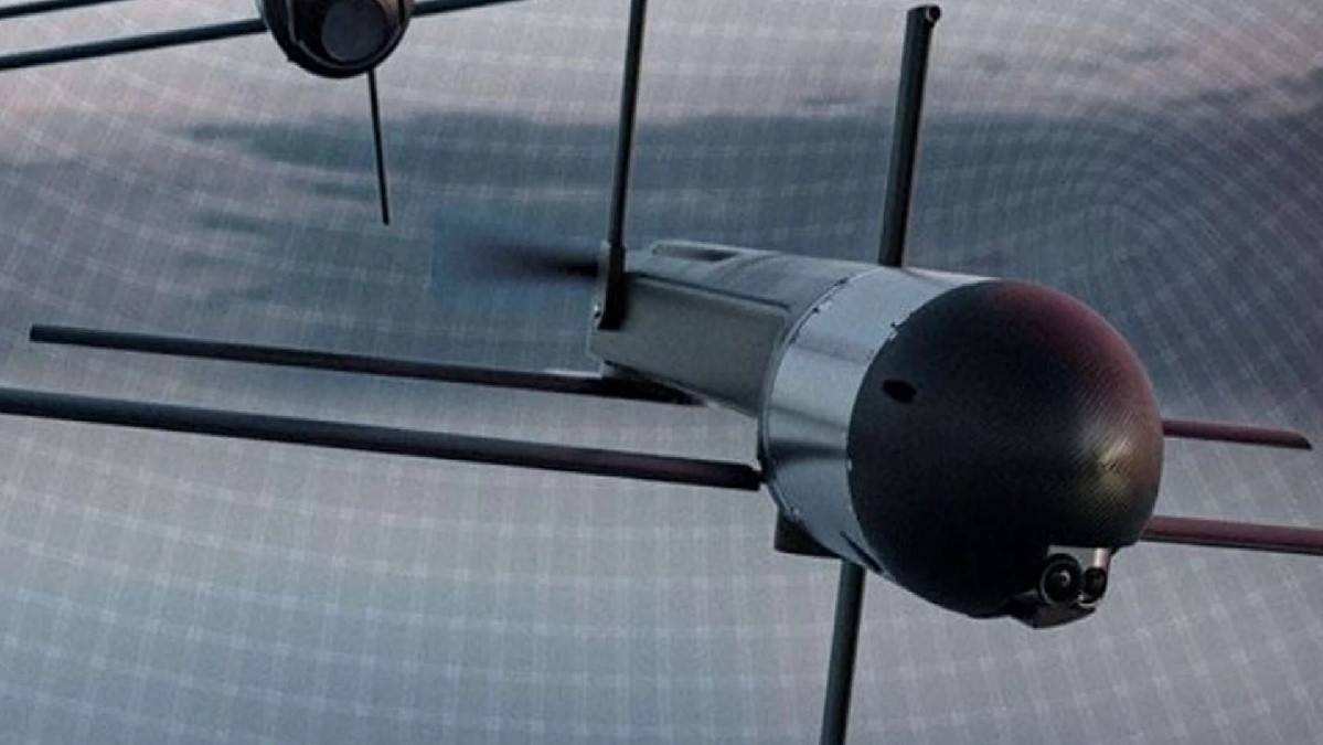 Guerra electrónica: nuevo dron con IA de Estados Unidos puede transportar 10 libras a más de 100 km durante 50 minutos