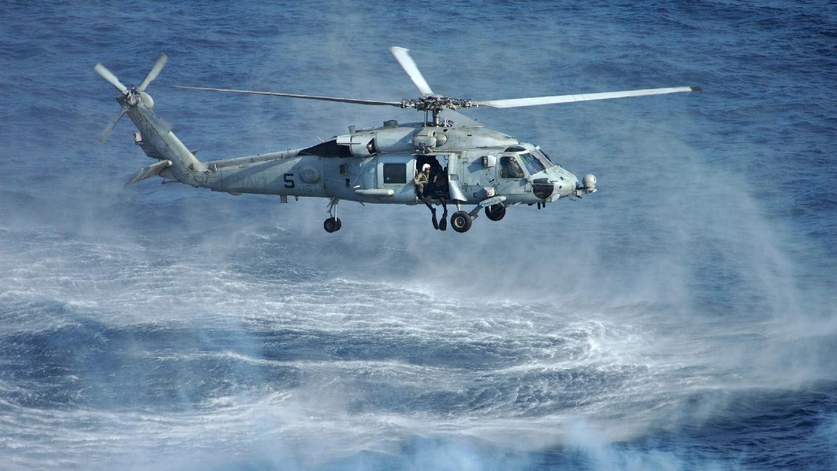 Robots, helicópteros, drones y submarinos no tripulados: ¿Cómo el ejército de Estados Unidos puede desminar el estrecho de Ormuz?