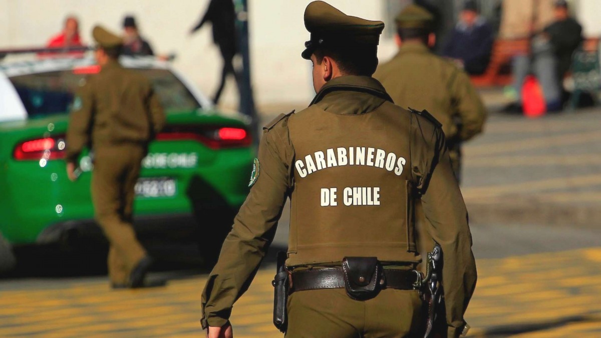 Hombre falleció al interior de la Subcomisaría de Peñalolén: Carabineros informó que se 'inició una investigación interna'