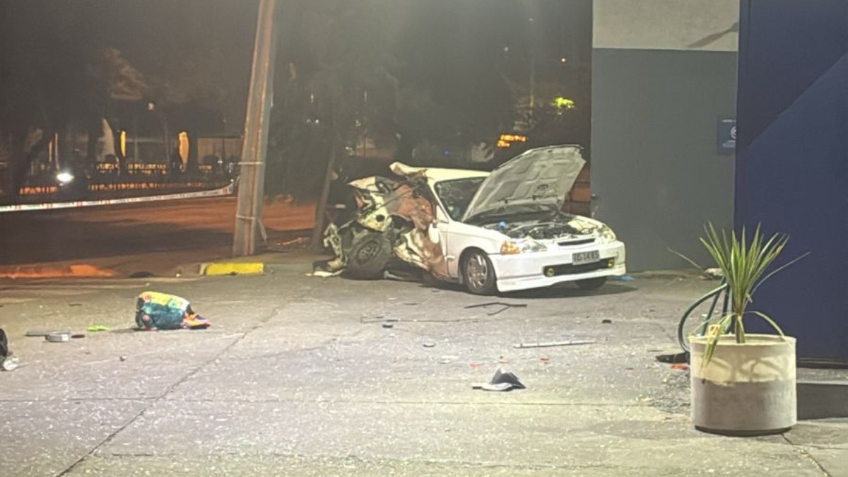 Choque de alta energía en Ñuñoa dejó una persona fallecida y otra lesionada: Conductor que provocó el impacto estaba ebrio