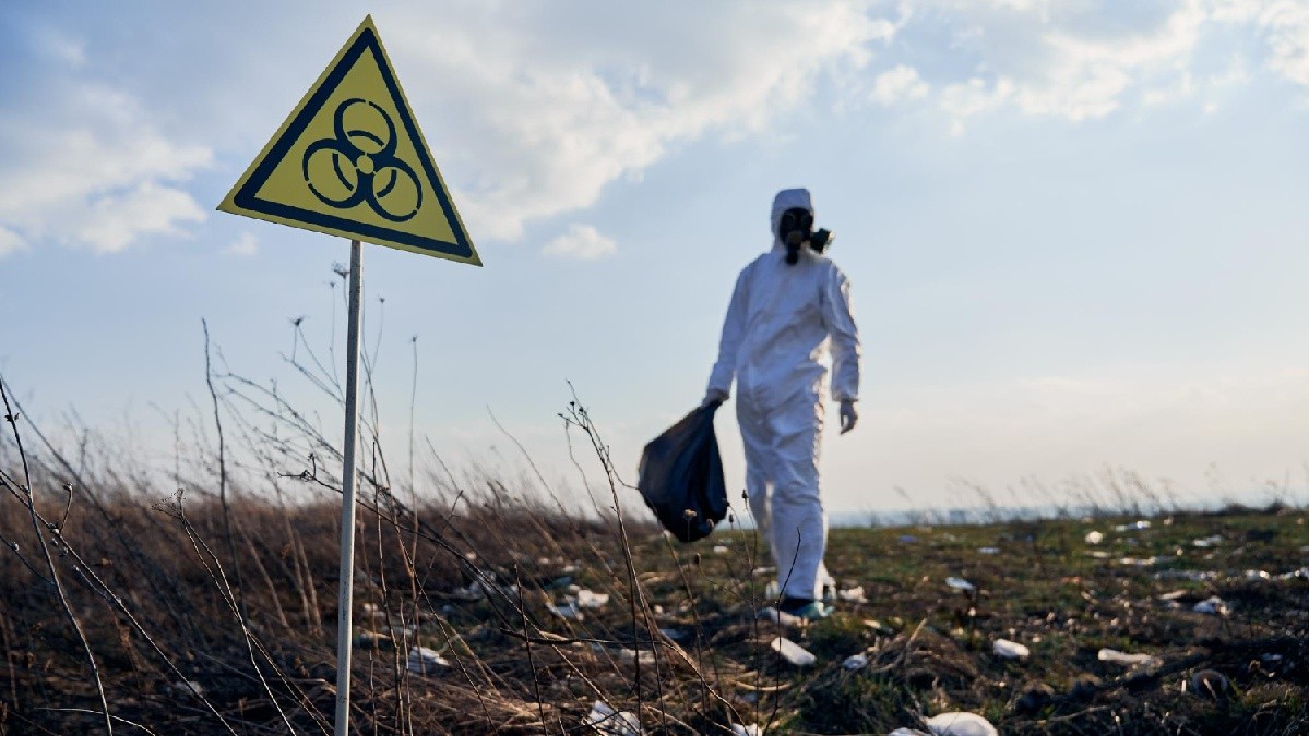 Estados Unidos planea limpiar uno de los mayores vertederos de residuos nucleares: contiene cientos de bidones de desechos