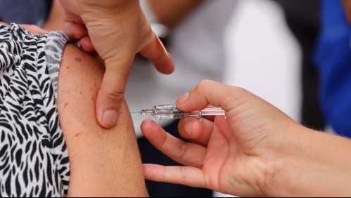 Autoridades de Salud llaman a vacunarse ante la presencia de gripe aviar