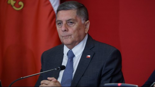 Ministro del Interior descarta cambio de gabinete: 'Estamos bastante lejos de aquello'