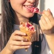Importante cadena de helados anunció la apertura de 30 nuevos locales en Chile, en un mercado que lidera dicho consumo en la región. La empresa argentina proyecta crecer 10% y aumentar su producción al 2030.