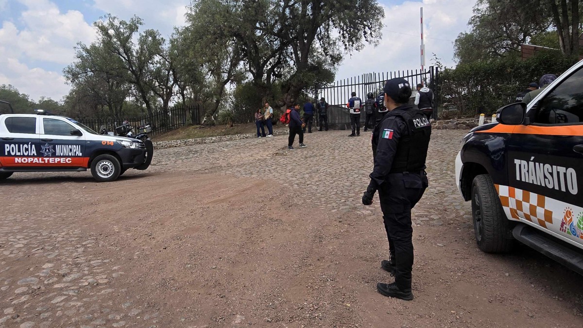 Hombre mata a una persona y deja otras seis heridas en zona arqueológica de las pirámides de Teotihuacán en México