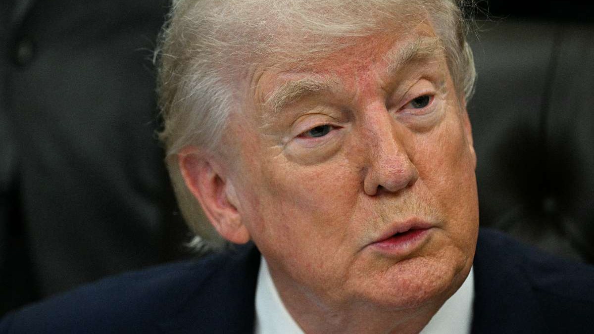 Donald Trump dice que recuperar el uranio de Irán 'será un proceso largo y difícil'