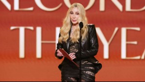 Por una llamada telefónica: Cher descubrió a sus 79 años que es abuela de una adolescente
