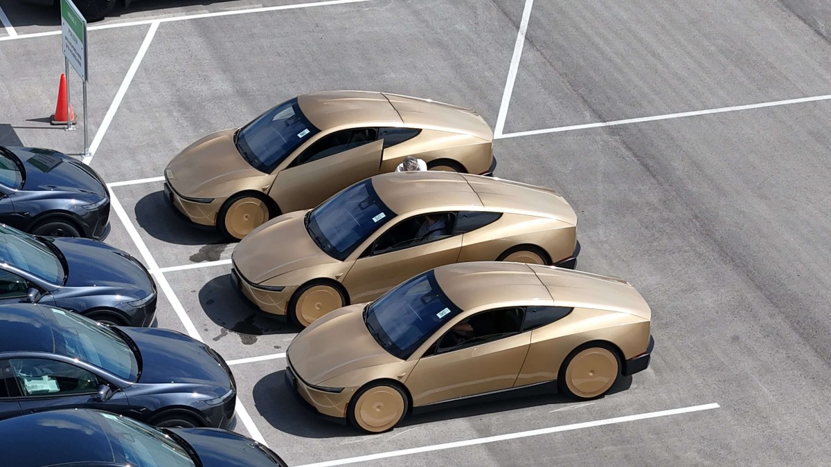 Tesla comenzó a producir el Cybercab: el robotaxi sin volante ni pedales que costará menos de 30.000 dólares