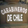 Carabineros dio de baja a siete funcionarios vinculados al choque fatal en Santiago Centro, donde murió una mujer de 20 años. Revisa los detalles de la medida adoptada.