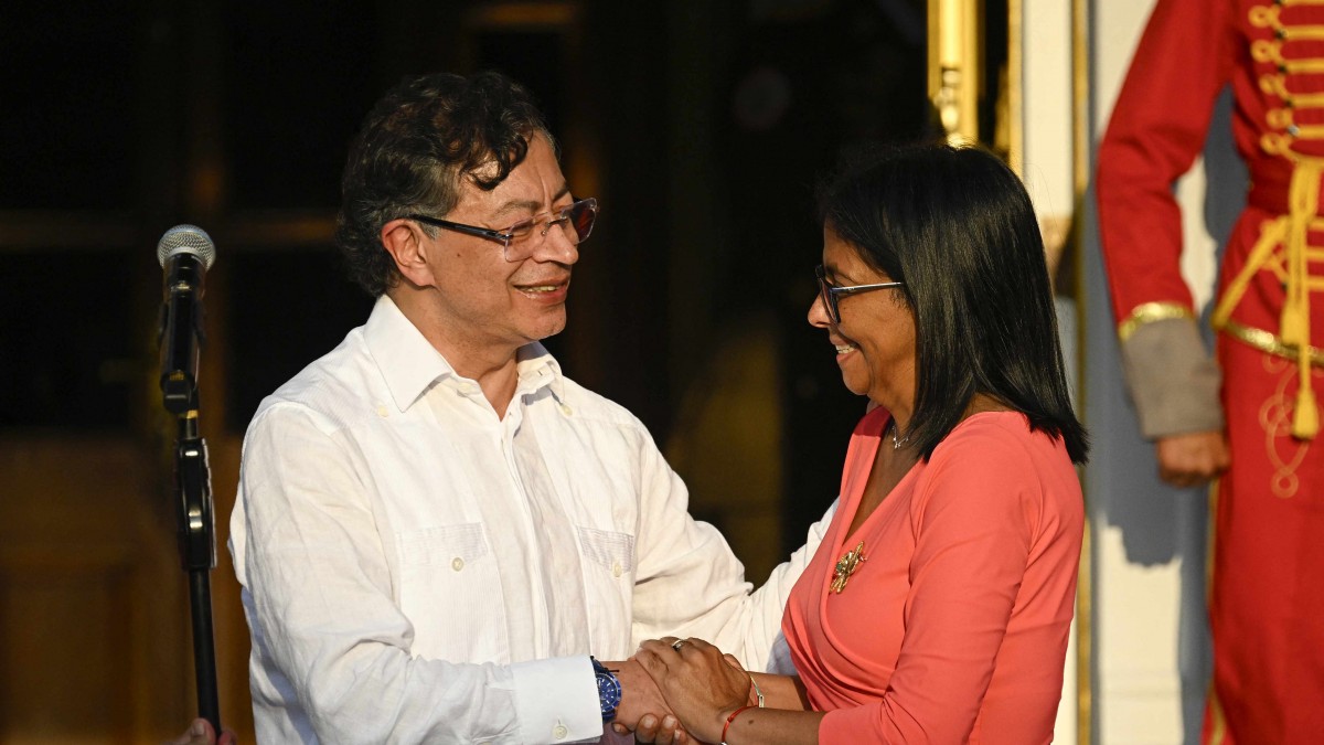 Venezuela y Colombia acuerdan cooperación militar contra las 'mafias'