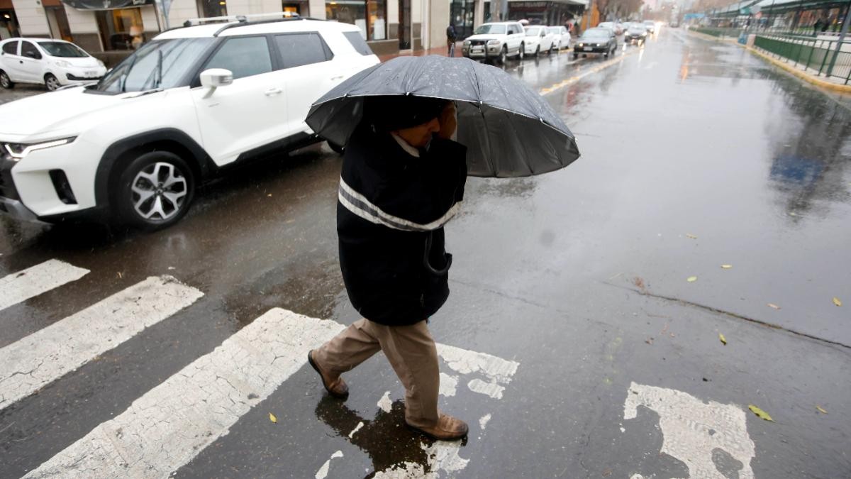 Lluvias llegarán a sectores del sur: Revisa las zonas que recibirán precipitaciones este domingo 26 de abril