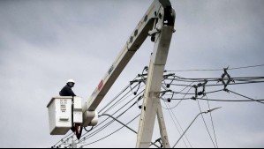 Cortes de luz de hasta ocho horas: Enel reveló las 4 comunas de la RM afectadas este lunes