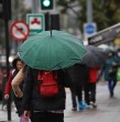El periodista especializado en meteorología Alejandro Sepúlveda advirtió sobre la posibilidad de lluvias débiles en Santiago durante la noche de este lunes, tras la mañana más fría del año.