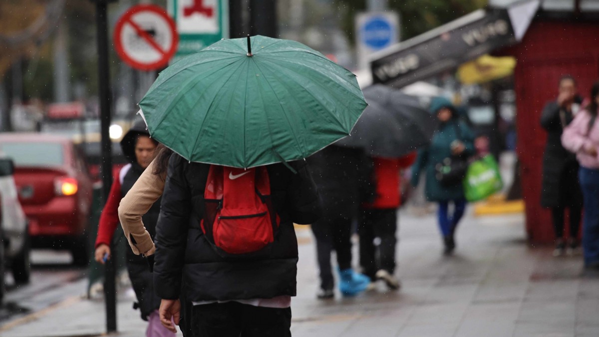 Alejandro Sepúlveda anticipa posibles precipitaciones en Santiago este lunes: ¿En qué sectores?
