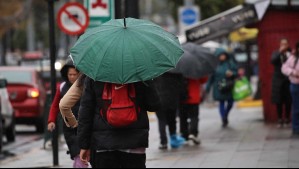Alejandro Sepúlveda anticipa posibles precipitaciones en Santiago este lunes: ¿En qué sectores?