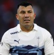 Durante el período de pandemia, el actual jugador de Universidad Católica Gary Medel insultó a un fiscalizador en las afueras del Movistar Arena tras no poder ingresar a un concierto. Ahora deberá pagar más de 15 millones de indemnización.