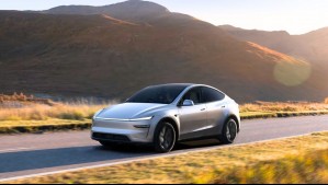 Banco lanza oferta para comprar un Tesla en hasta 48 cuotas sin interés y con un bono de $7 millones