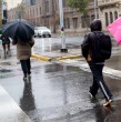 El periodista meteorológico Alejandro Sepúlveda anticipó posibles lluvias en Santiago para la próxima semana y advirtió que este fin de semana las temperaturas podrían acercarse a los 30°C.