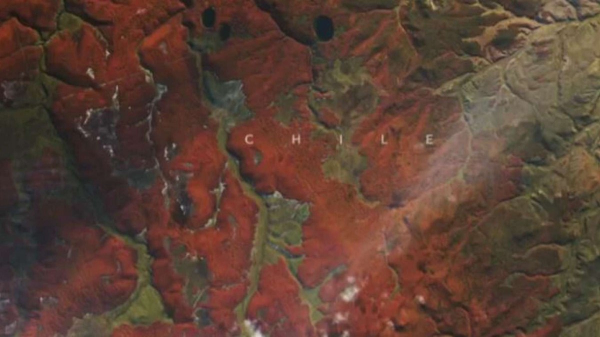 La NASA revela imágenes satelitales que muestran la Patagonia chilena teñida de rojo