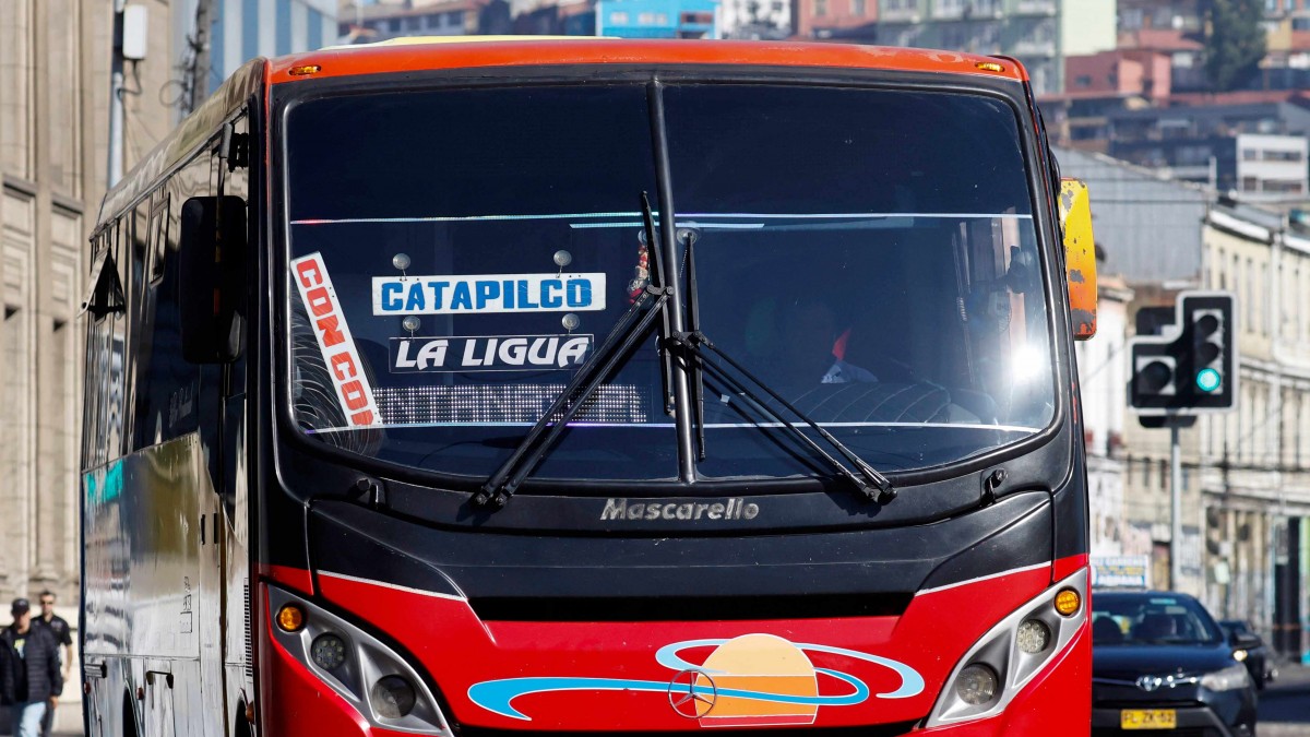 Fin del paro de micros en Valparaíso: Gobierno logra acuerdo y servicios retoman operación este miércoles