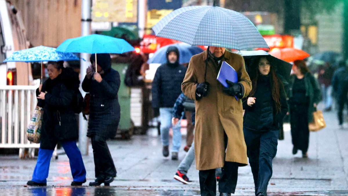 Viene gran cantidad de lluvia a Santiago: Pronostican intensas precipitaciones de hasta 41 mm para un día de la próxima semana