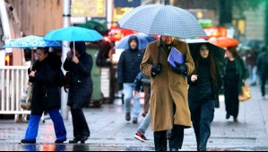 Viene gran cantidad de lluvia a Santiago: Pronostican intensas precipitaciones de hasta 41 mm para un día de la próxima semana