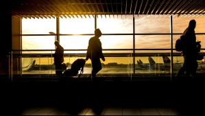 Trámites de inmigración: ¿qué pasa si tengo asilo pendiente y necesito viajar en avión dentro de Estados Unidos?