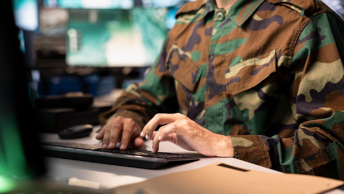 Beneficios para militares: Esto puede ganar un soldado de Estados Unidos durante su primer año de servicio