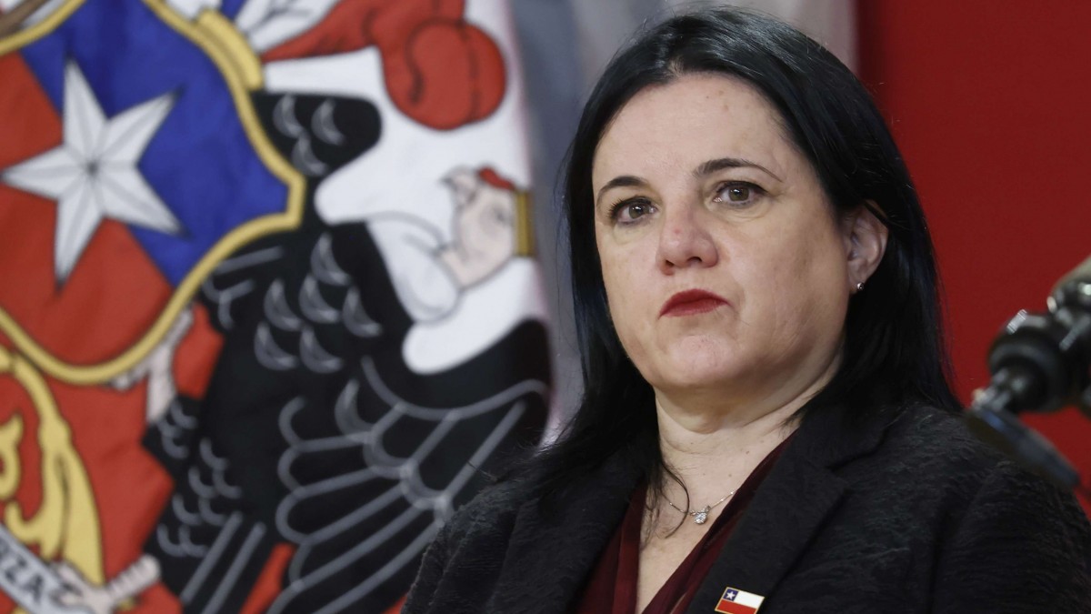 Ministra Steinert aclara sociedad con su exmarido: 'Quiero rechazar tajantemente la insinuación... en política no todo vale'