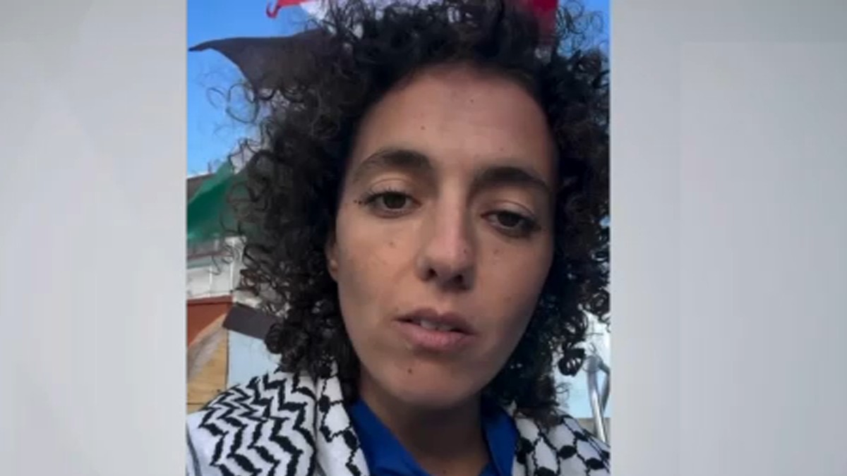 'Si estás viendo este video es porque acaban de secuestrarme': Chilena sigue incomunicada tras interceptación de flotilla