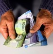 Conoce en qué consiste la compensación por diferencia de expectativa de vida para las mujeres, desde qué edad se comienza a pagar, cómo se entrega este beneficio previsional y quiénes pueden recibirlo junto a su pensión a partir de enero de 2026.