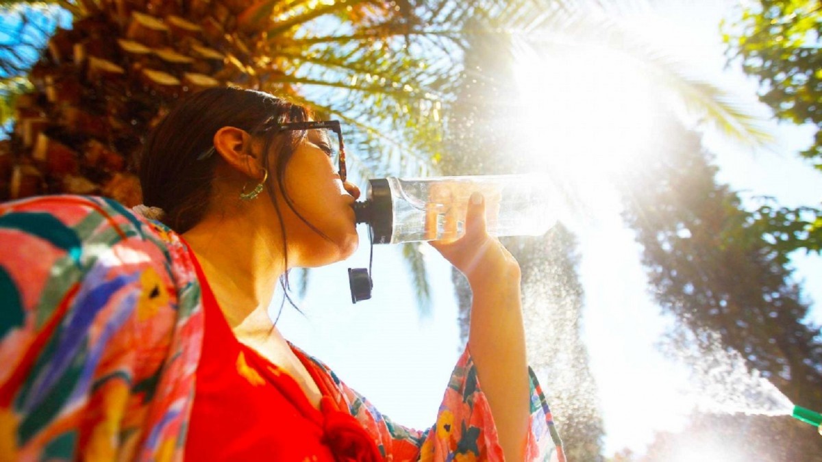 Hasta 35°C de calor: Meteorología emite aviso por 'altas temperaturas' en dos regiones para este fin de semana