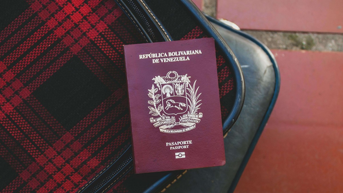 Constancia de naturalización en Venezuela: Pasos para obtener el documento en 2026