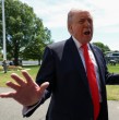 Donald Trump anunció el viernes que la próxima semana aumentará los aranceles sobre los automóviles y camiones procedentes de la Unión Europea, debido a que, aseguró, Bruselas no está cumpliendo sus compromisos comerciales.