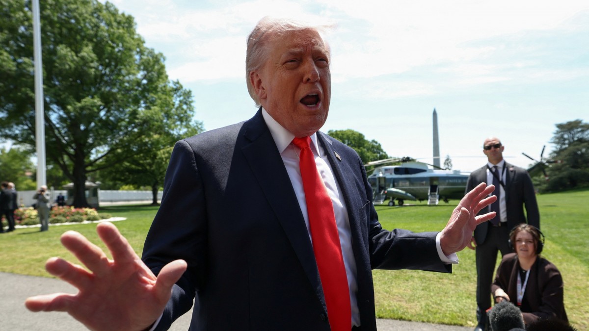Donald Trump anuncia que elevará los aranceles de autos y camiones de la Unión Europea al 25%