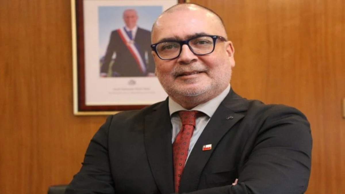Seremi de Bienes Nacionales de Tarapacá renuncia tras 34 días: Ya van 19 salidas de autoridades regionales en el Gobierno